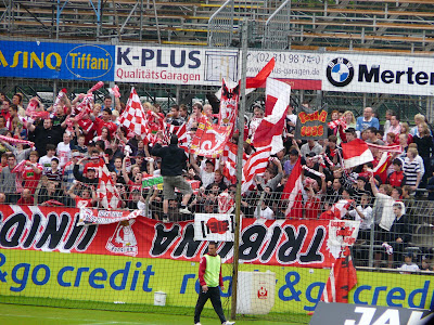 http://3.bp.blogspot.com/_066rrNS1KKE/SgAyOpcGbJI/AAAAAAAAEb0/JcZK3b-3Kx0/s400/P1230922.JPG